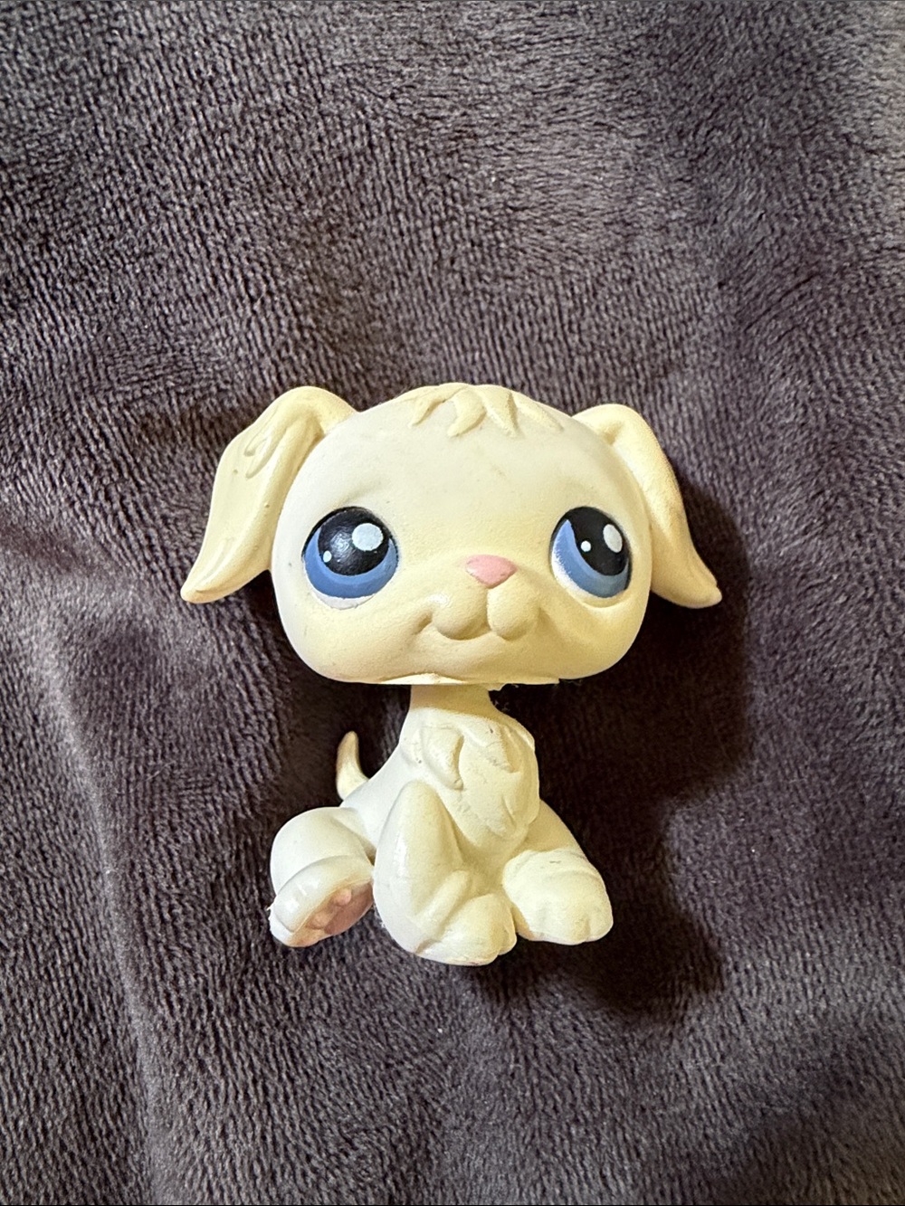 Littlest Pet Shop Retriever #436 figurine made by Hasbro